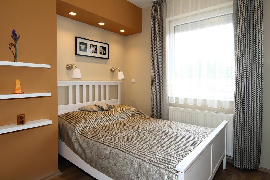 Orchidea Apartman Eger Exteriör bild