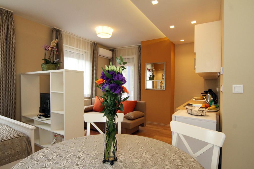 Orchidea Apartman Eger Exteriör bild